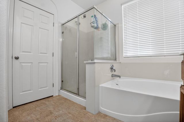 978 San Carlos Avenue, Madera, CA 93637