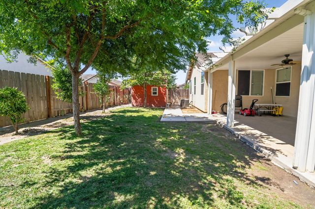 978 San Carlos Avenue, Madera, CA 93637