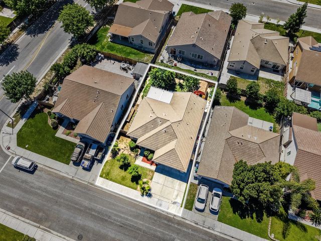 978 San Carlos Avenue, Madera, CA 93637
