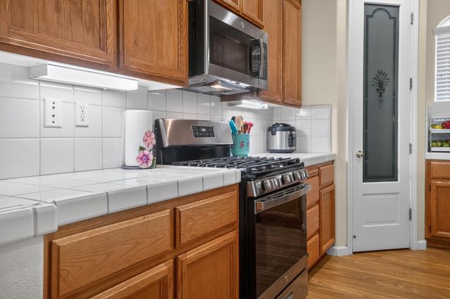 978 San Carlos Avenue, Madera, CA 93637
