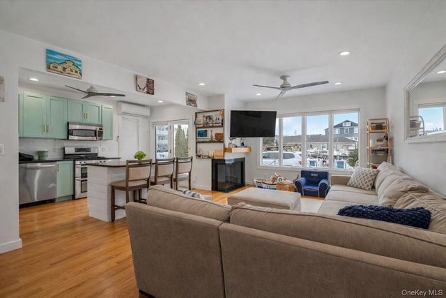 6 Clark Street, Long Beach, NY 11561