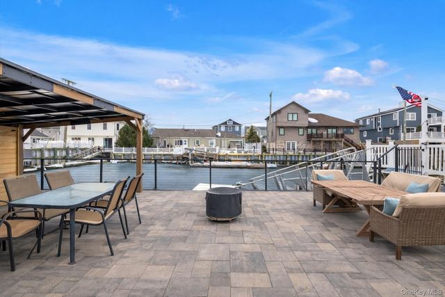 6 Clark Street, Long Beach, NY 11561