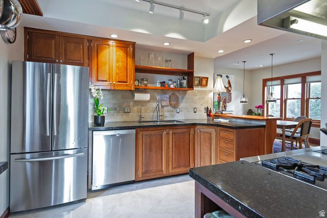 716 E 4TH AVE, Salt Lake City, UT 84103