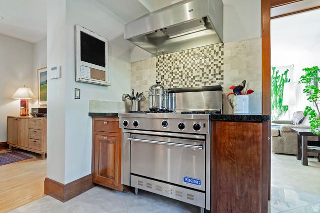 716 E 4TH AVE, Salt Lake City, UT 84103