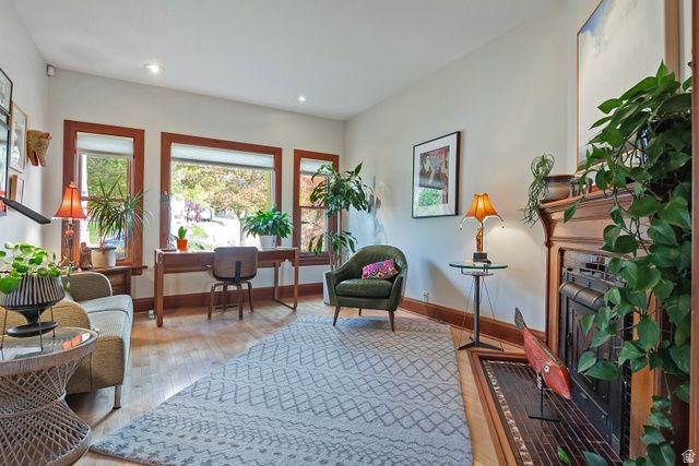 716 E 4TH AVE, Salt Lake City, UT 84103