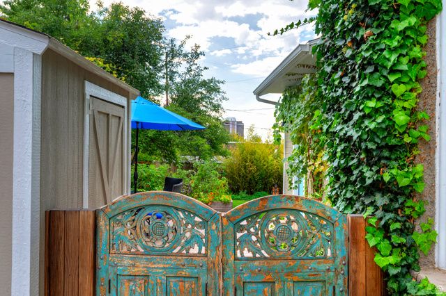 716 E 4TH AVE, Salt Lake City, UT 84103