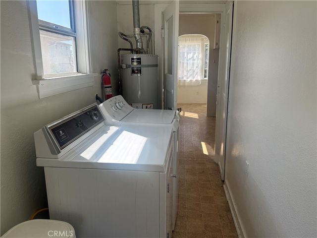 1056 W 8th Street W, San Pedro, CA 90731