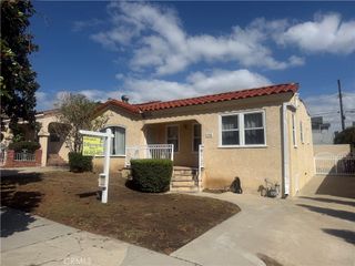 1056 W 8th Street W, San Pedro, CA 90731