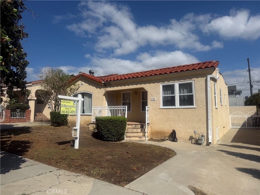 1056 W 8th Street W, San Pedro, CA 90731