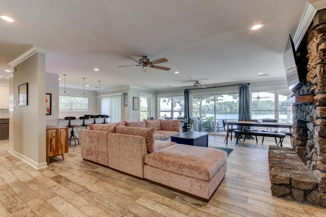 207 West Mountain View Circle, Hot Springs National Park, AR 71913