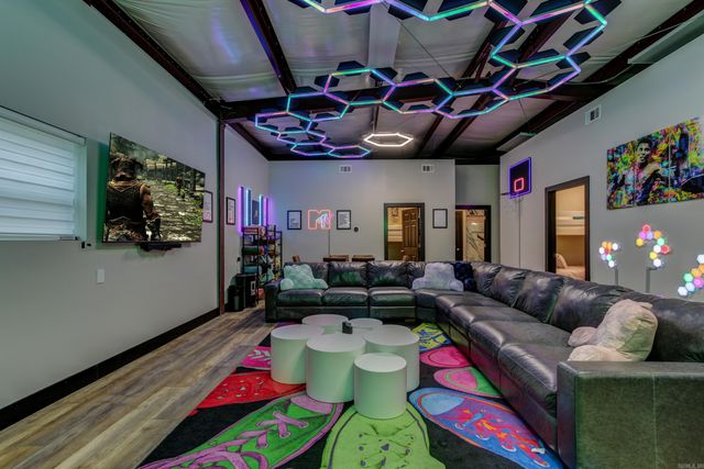 207 West Mountain View Circle, Hot Springs National Park, AR 71913