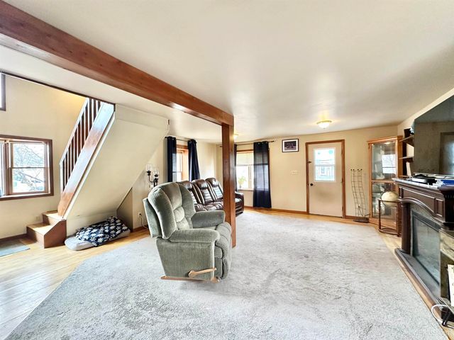 302 Saginaw St, Norway, MI 49870
