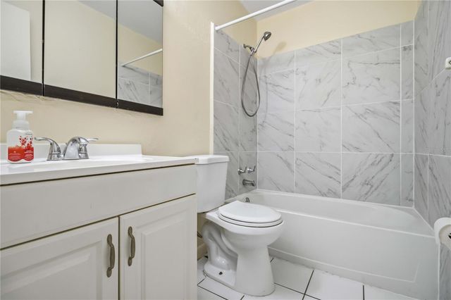 6909 BRENTFORD ROAD, Sarasota, FL 34241