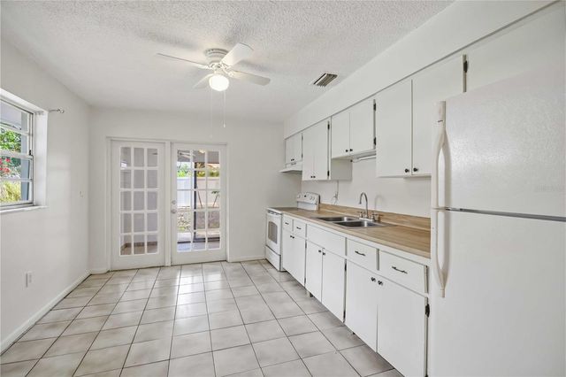 6909 BRENTFORD ROAD, Sarasota, FL 34241