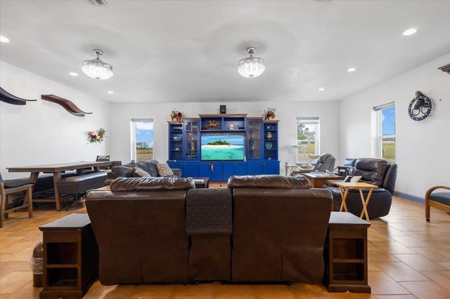 15515 CR 434, Lindale, TX 75771