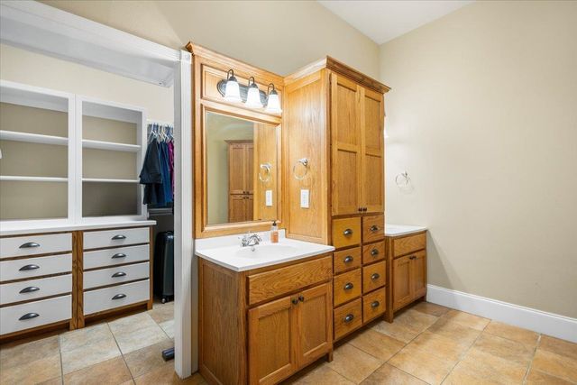 15515 CR 434, Lindale, TX 75771