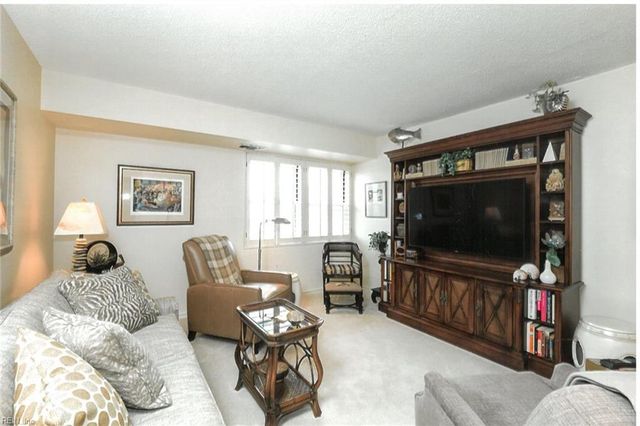 3810 Atlantic Ave Apt 301, Virginia Beach, VA 23451