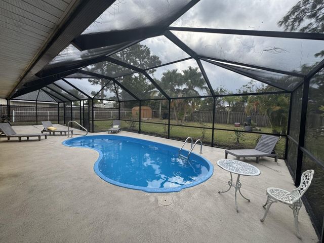 882 SE Walters Terrace, Port St. Lucie, Port St Lucie, FL 34983