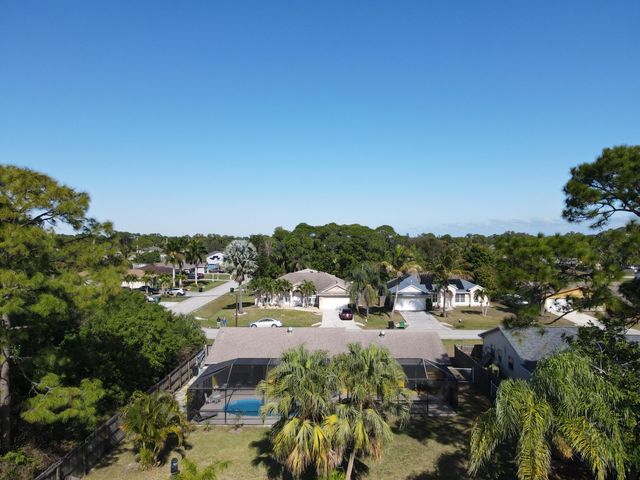 882 SE Walters Terrace, Port St. Lucie, Port St Lucie, FL 34983