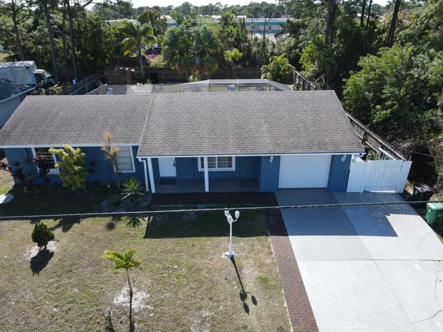 882 SE Walters Terrace, Port St. Lucie, Port St Lucie, FL 34983