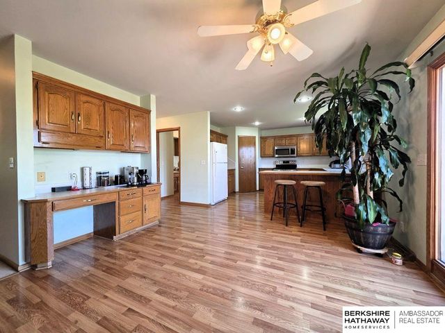 20724 Sequoia Street, Omaha, NE 68022