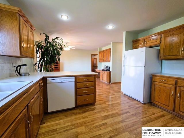20724 Sequoia Street, Omaha, NE 68022