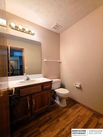 20724 Sequoia Street, Omaha, NE 68022