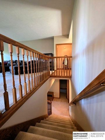 20724 Sequoia Street, Omaha, NE 68022