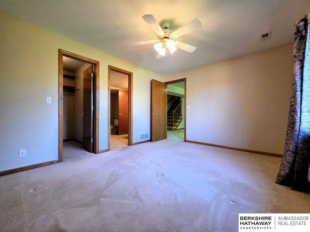 20724 Sequoia Street, Omaha, NE 68022