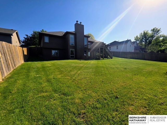 20724 Sequoia Street, Omaha, NE 68022