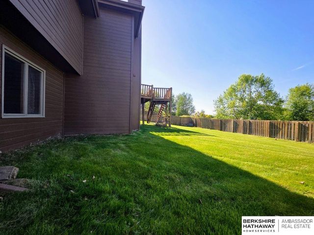 20724 Sequoia Street, Omaha, NE 68022