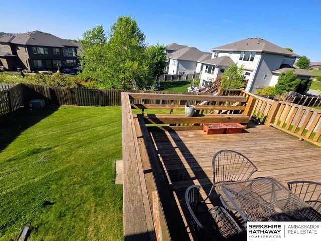 20724 Sequoia Street, Omaha, NE 68022