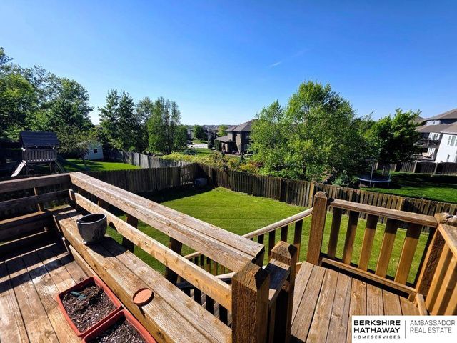 20724 Sequoia Street, Omaha, NE 68022