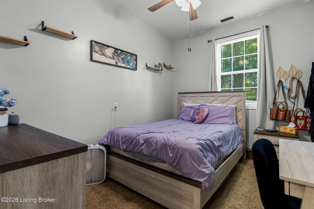 1931 Pitts Point Rd, Shepherdsville, KY 40165