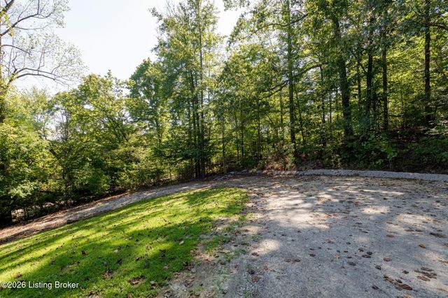 1931 Pitts Point Rd, Shepherdsville, KY 40165