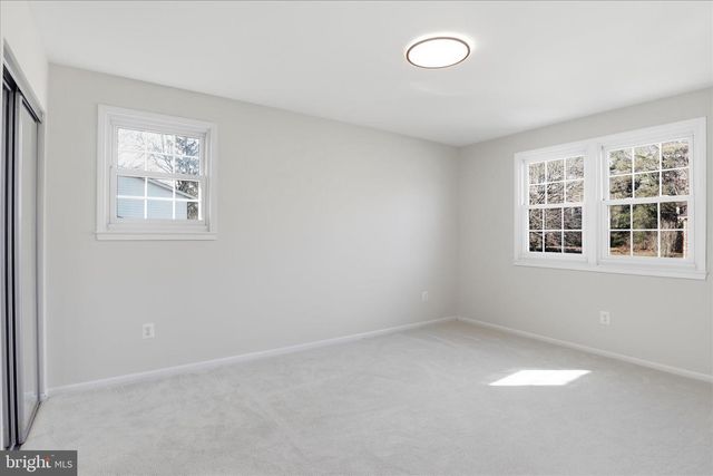 4797 TAPESTRY DR, Fairfax, VA 22032