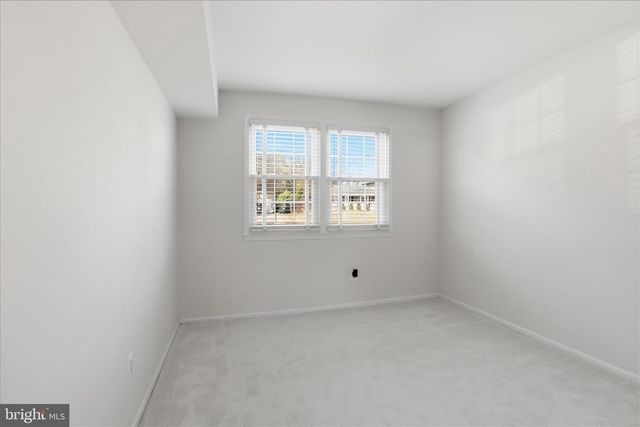 4797 TAPESTRY DR, Fairfax, VA 22032