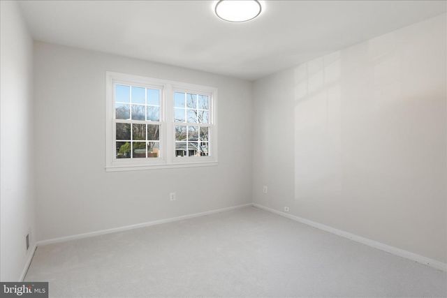 4797 TAPESTRY DR, Fairfax, VA 22032