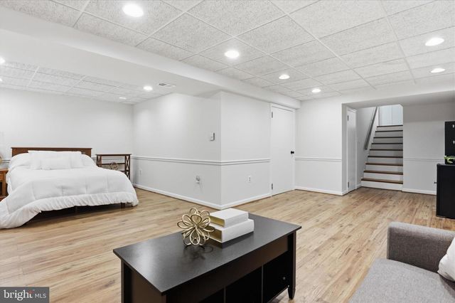 4797 TAPESTRY DR, Fairfax, VA 22032