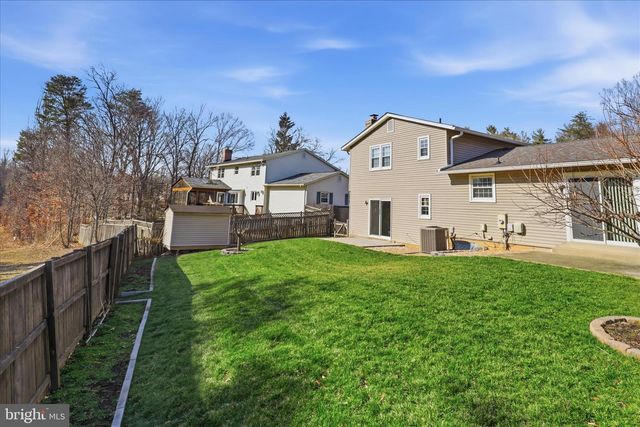 4797 TAPESTRY DR, Fairfax, VA 22032