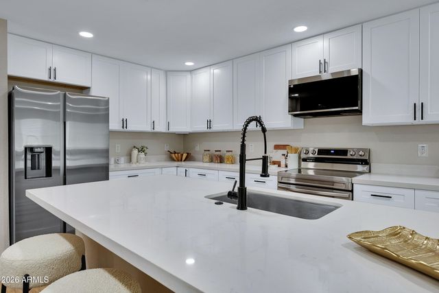 1933 E WESLEYAN Drive, Tempe, AZ 85282