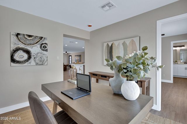 1933 E WESLEYAN Drive, Tempe, AZ 85282
