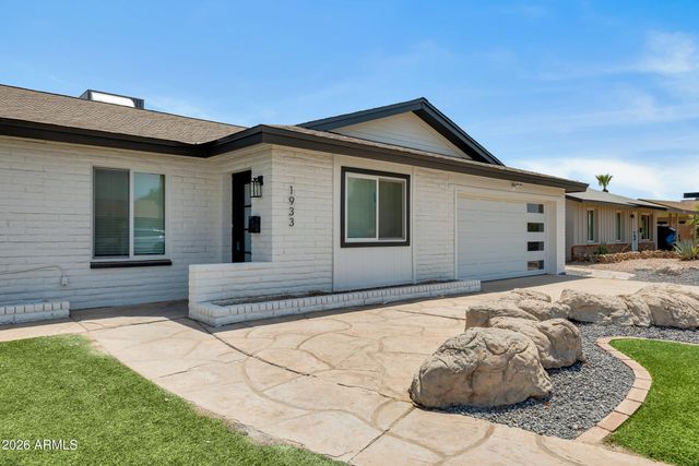 1933 E WESLEYAN Drive, Tempe, AZ 85282