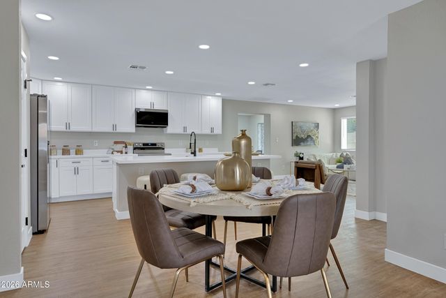 1933 E WESLEYAN Drive, Tempe, AZ 85282