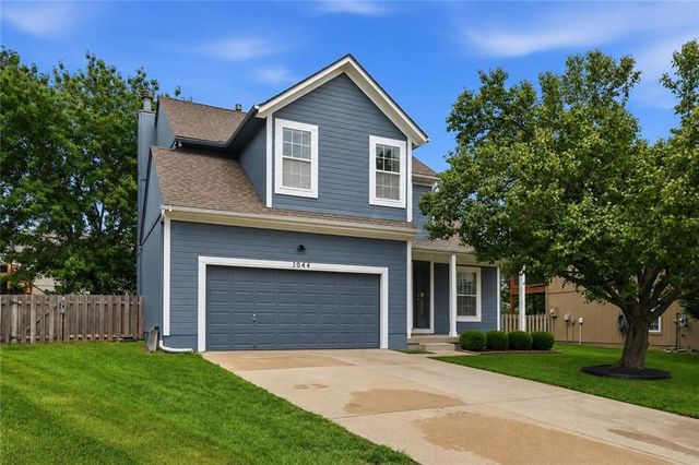 1044 N Troost Avenue, Olathe, KS 66061