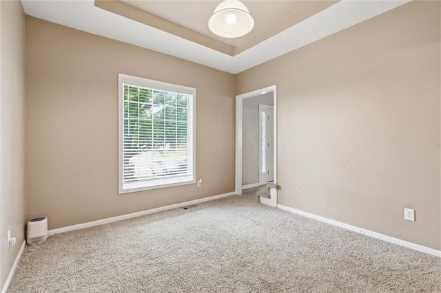 1044 N Troost Avenue, Olathe, KS 66061