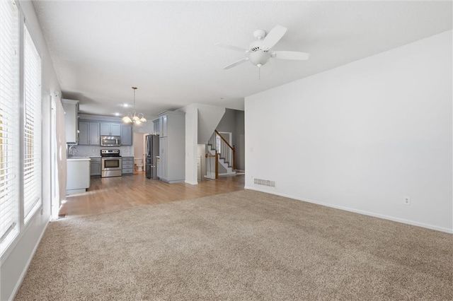 1044 N Troost Avenue, Olathe, KS 66061