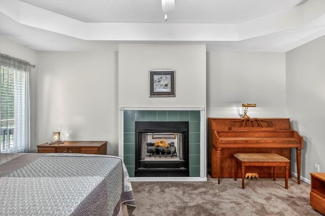 5852 S Farm Rd 157, Springfield, MO 65810