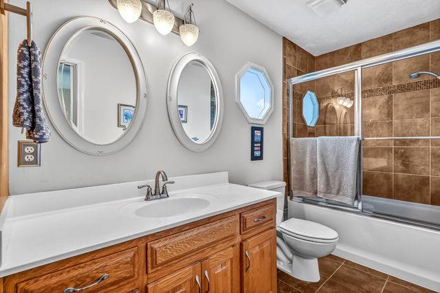 5852 S Farm Rd 157, Springfield, MO 65810