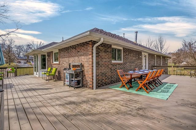 5852 S Farm Rd 157, Springfield, MO 65810